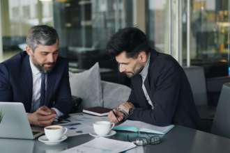 A IA generativa sem governança pode ampliar riscos operacionais e jurídicos, destaca Nexdata Tecnologia Ltda.